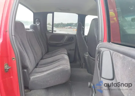 2000 Dodge Dakota Slt/Sport from USA, damaged, VIN 1B7HG2AZ4YS711580